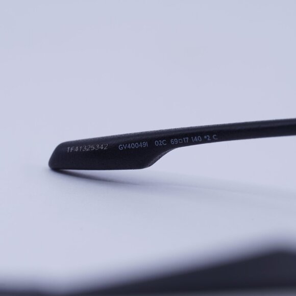 Givenchy GV40049I 02C Sunglasses Matte Black Geometric Frame,Smoke Mirror Lenses - Picture 7 of 9